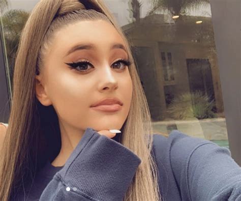 Ariana grande porn lookalike - This Girl Is Basically Ariana Grande's Clone. The resemblance is uncanny. Looks like Ariana Grande has a long-lost twin. Jacky Vasquez, 20, looks so much like the famous singer it’s actually insane. From the long hair and the winged eyeliner to the dimples, the two girls are practically clones of each other.